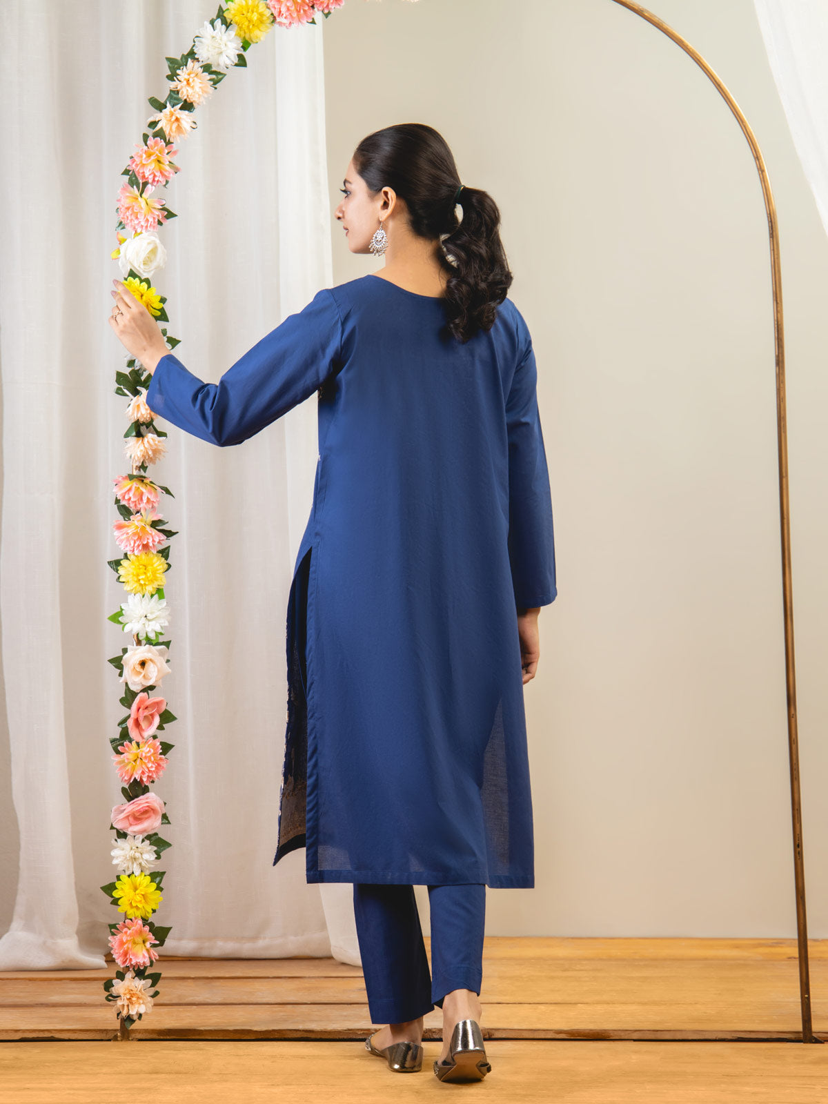 2 Piece Embroidery Shirt With Plain Trouser (Blue)