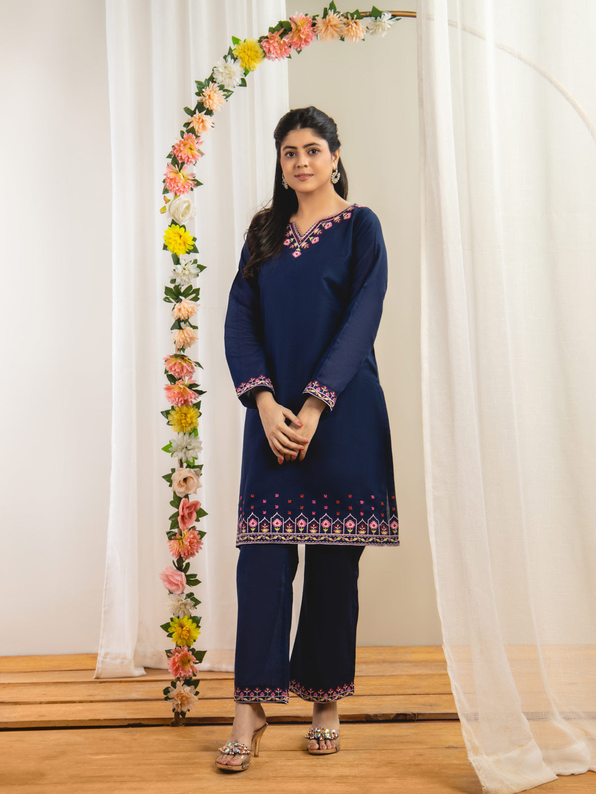 2 Piece Embroidery Suit (Blue)